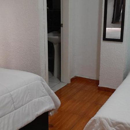 Hostal Brilliant Quito Buitenkant foto