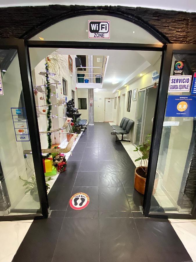 Hostal Brilliant Quito Buitenkant foto