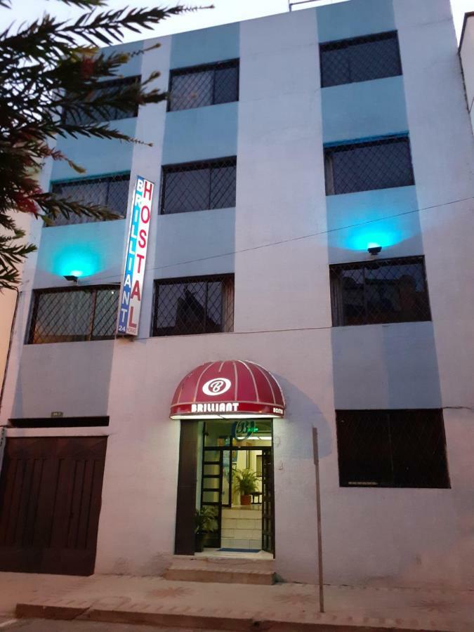 Hostal Brilliant Quito Buitenkant foto